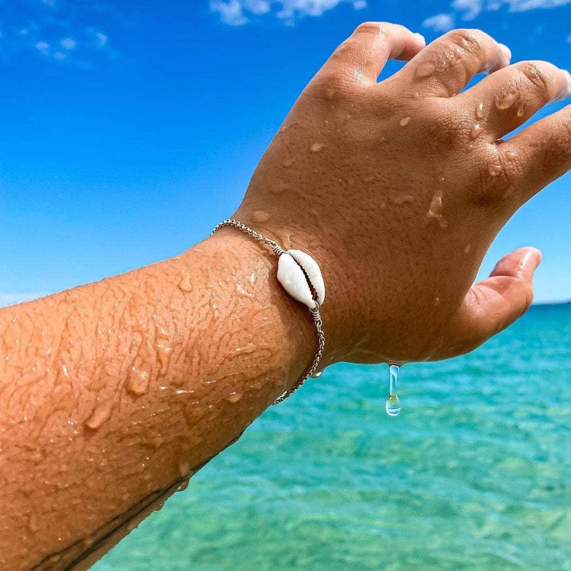 Wind and Soul Bracelets Horizon Cowrie Bracelet